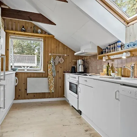 Дом отдыха 3 Bedroom Amazing In *